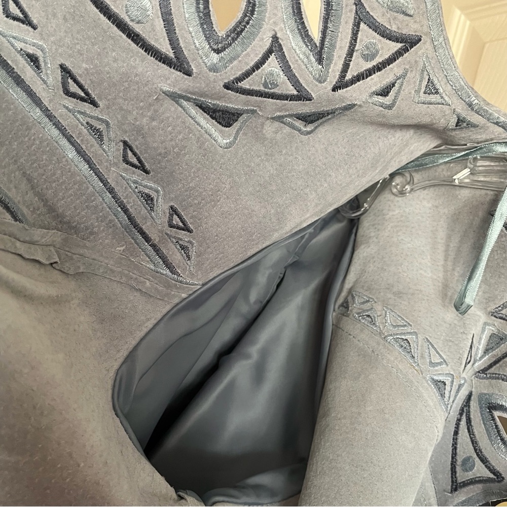 NWT Bob Mackie Wearable Art vintage leather coat with beautiful cut outs. - Picture 6 of 9